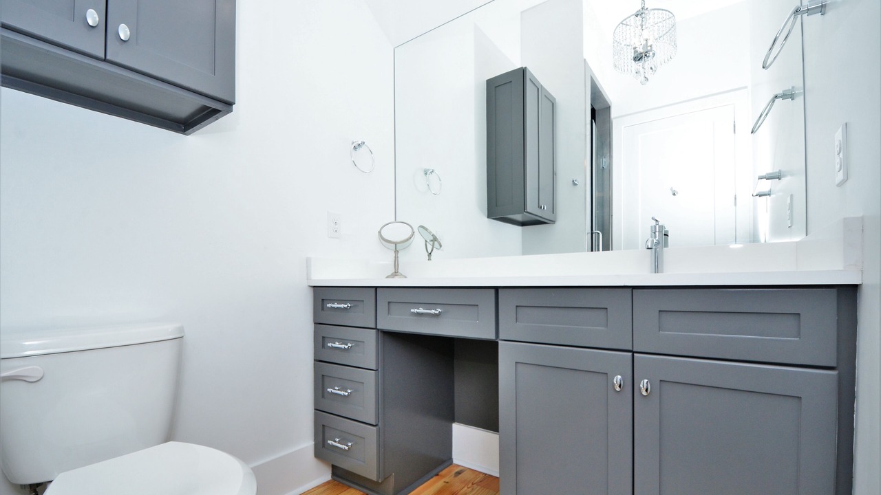 Photo of Bathroom in West Riverside