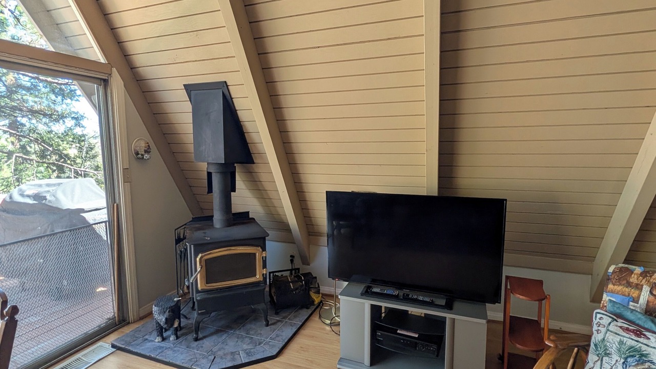 Photo of Bedroom in Cedar Glen