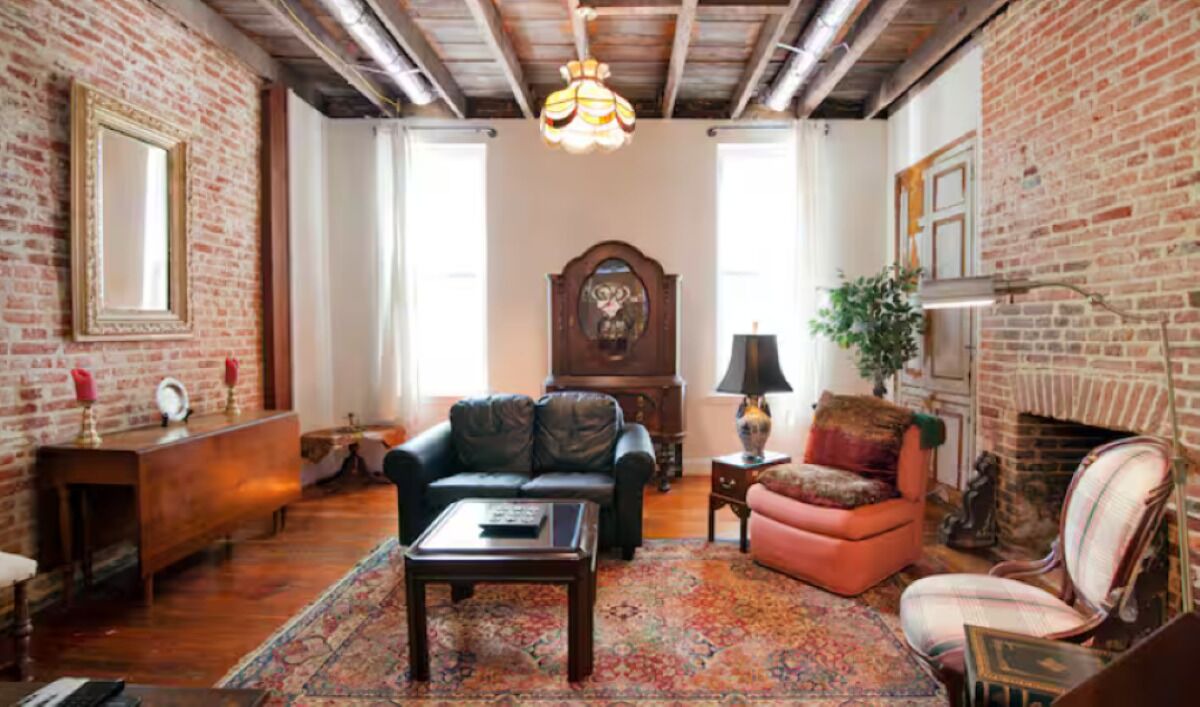 Photo of Livingroom in Fells Point