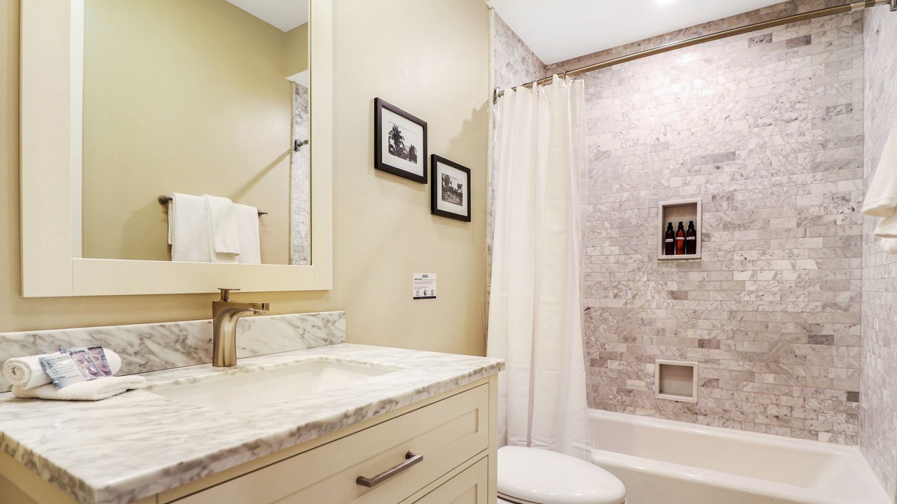 Photo of Bathroom in Central Business District