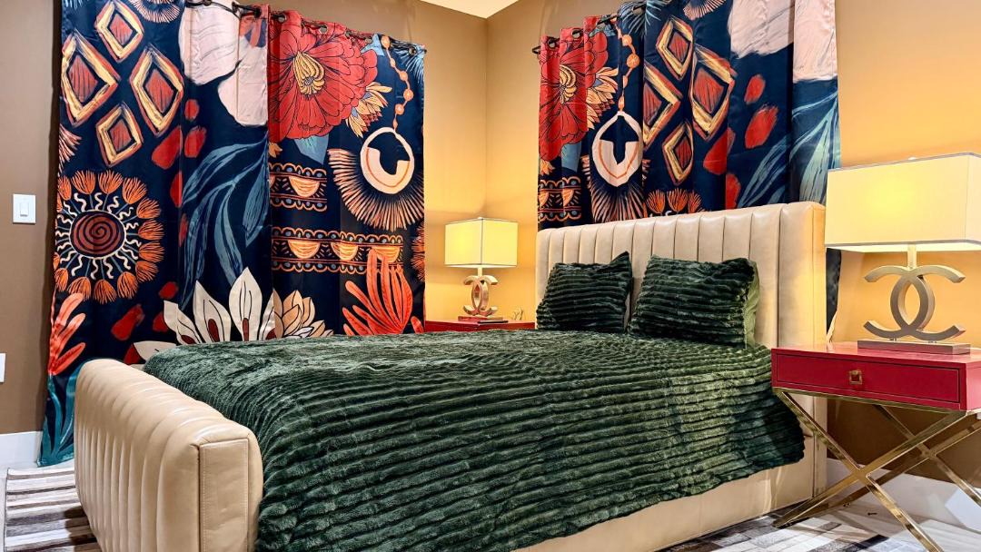 Photo of Bedroom in North Hollywood