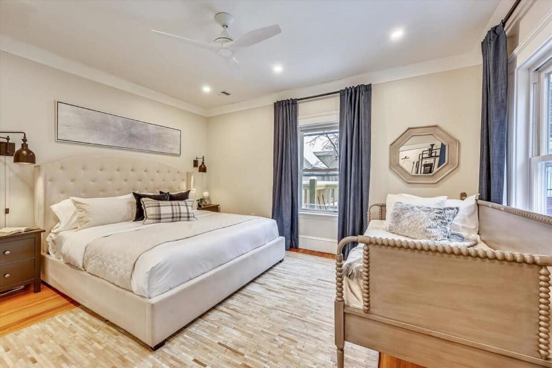 Photo of Bedroom in Upham's Corner