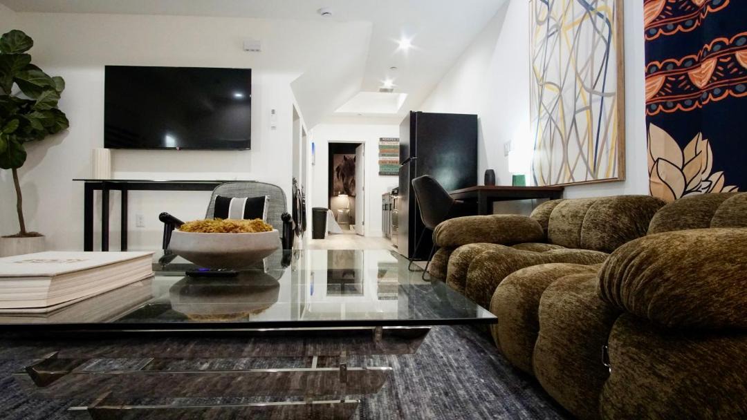 Photo of Livingroom in North Hollywood