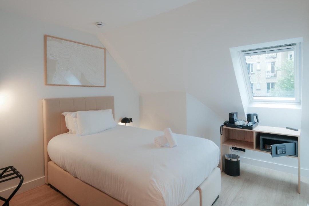 Photo of Bedroom in Vanves