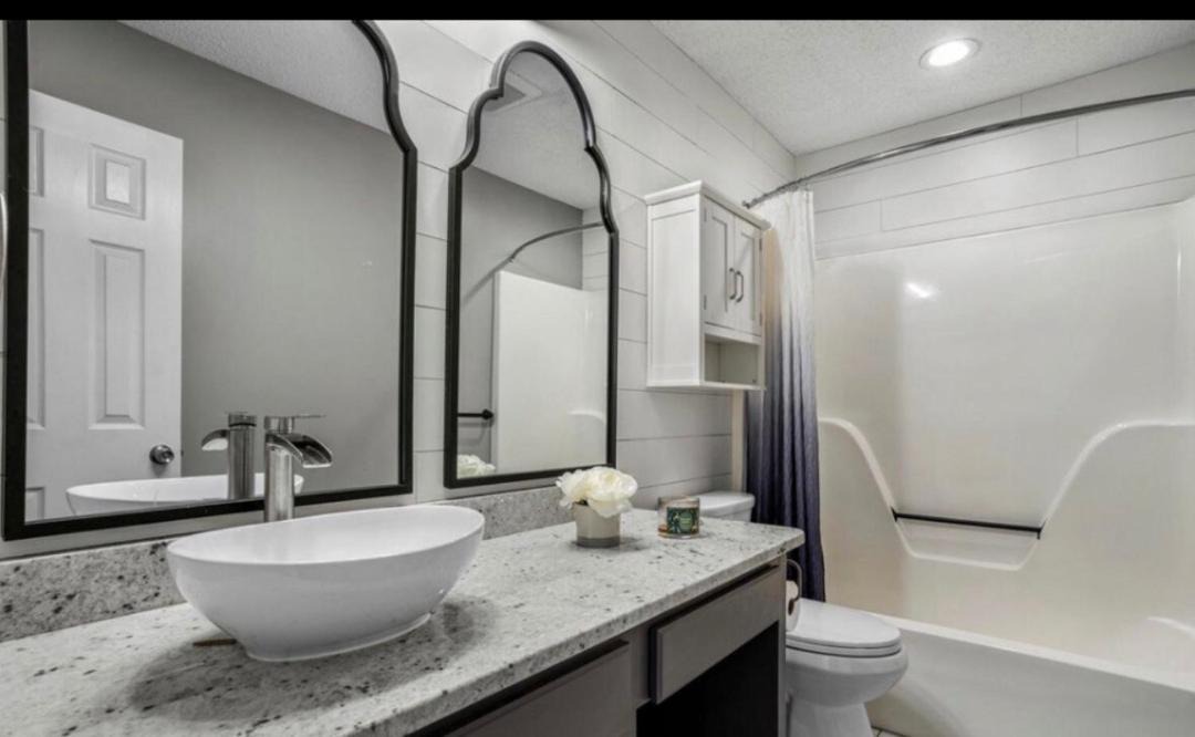 Photo of Bathroom in Gulfport