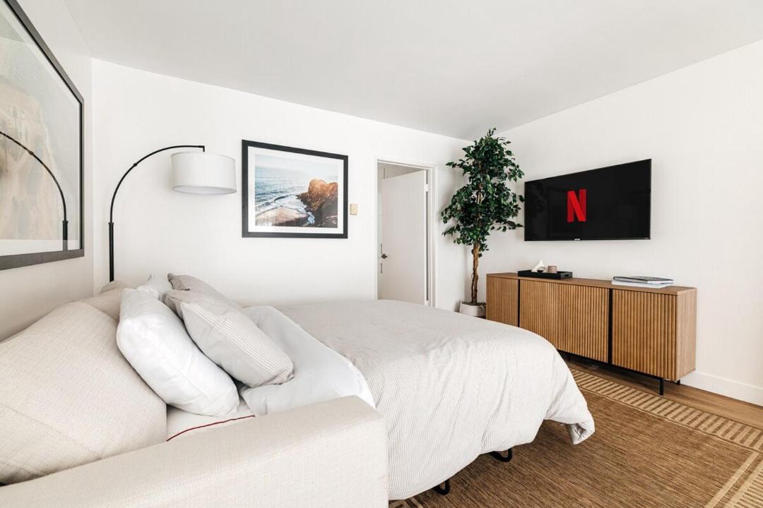 Photo of Bedroom in Mar Vista