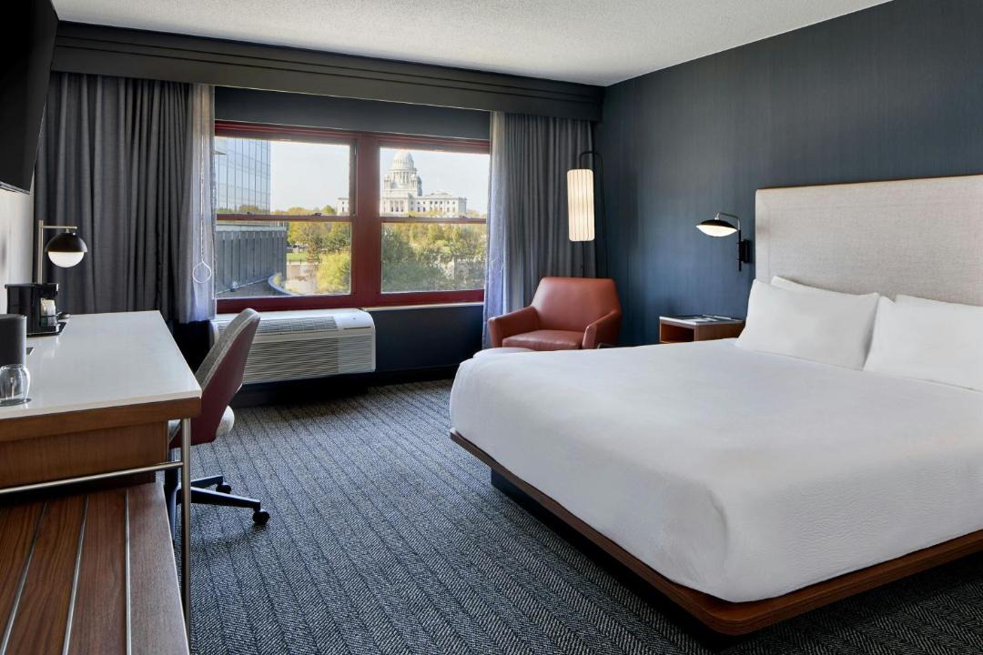 Photo of Bedroom in Downtown