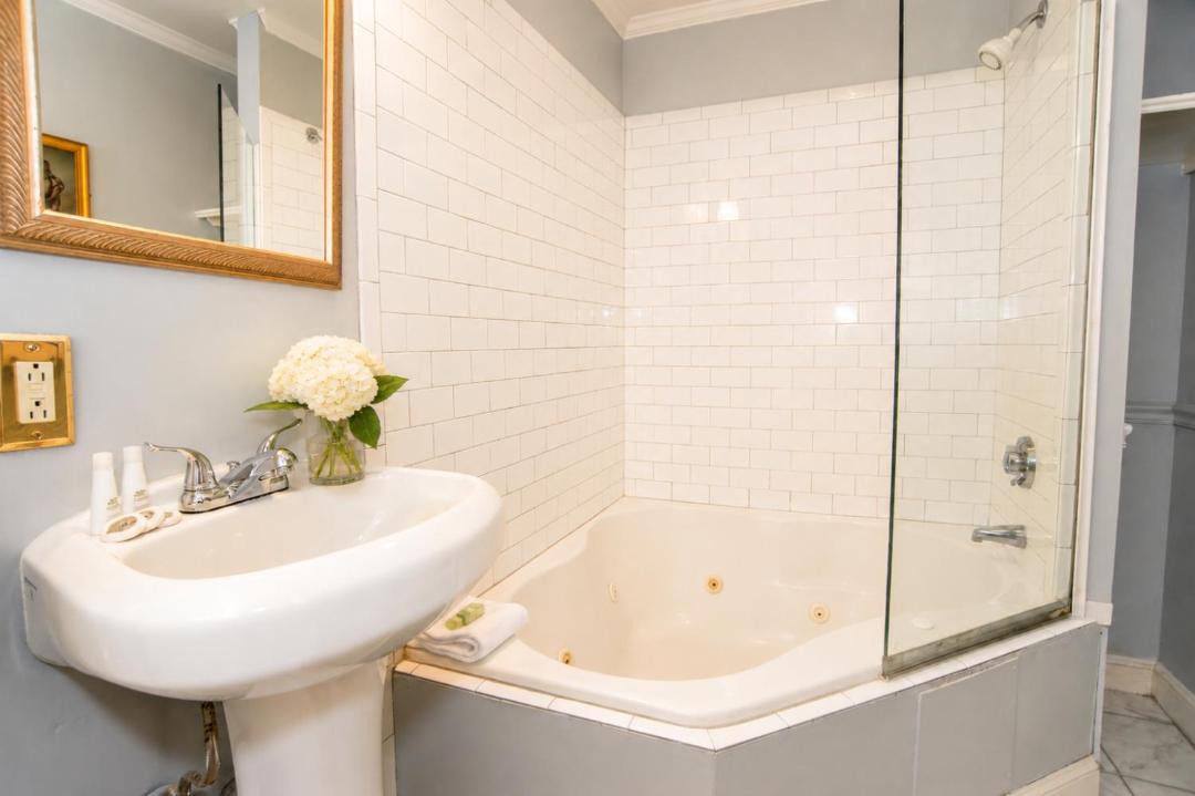 Photo of Bathroom in Historic Hill