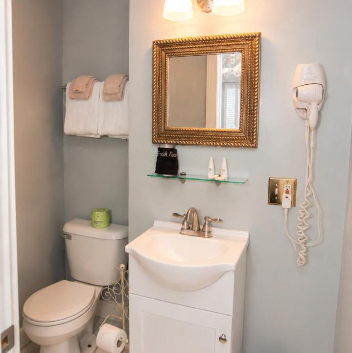 Photo of Bathroom in Historic Hill