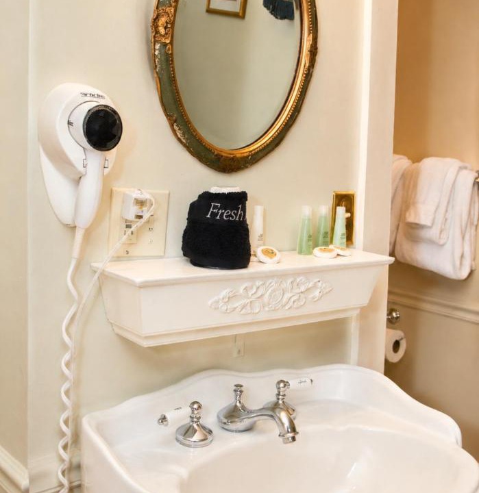 Photo of Bathroom in Historic Hill