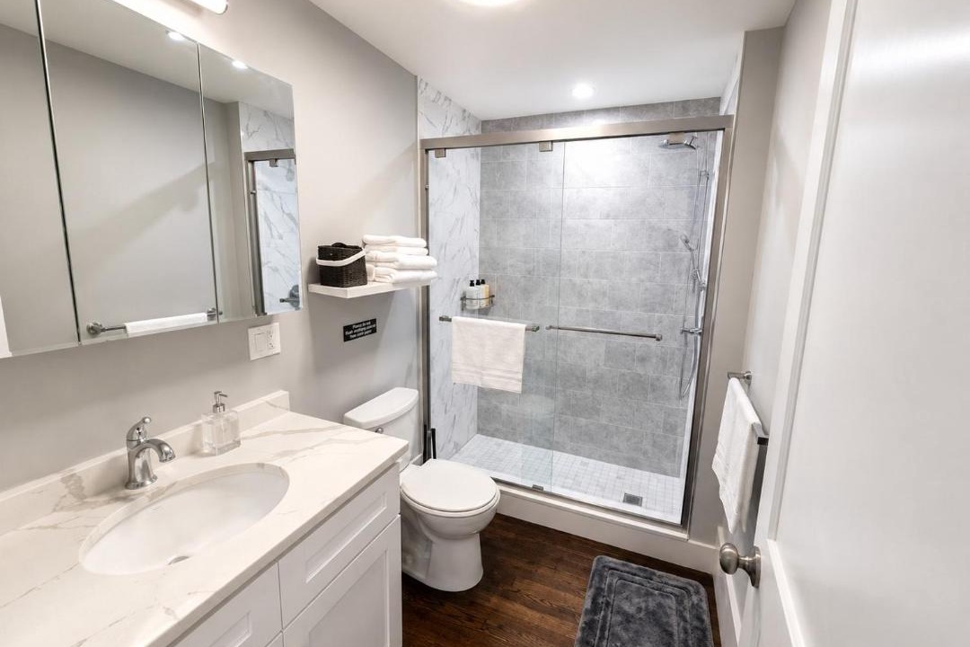 Photo of Bathroom in Roxbury