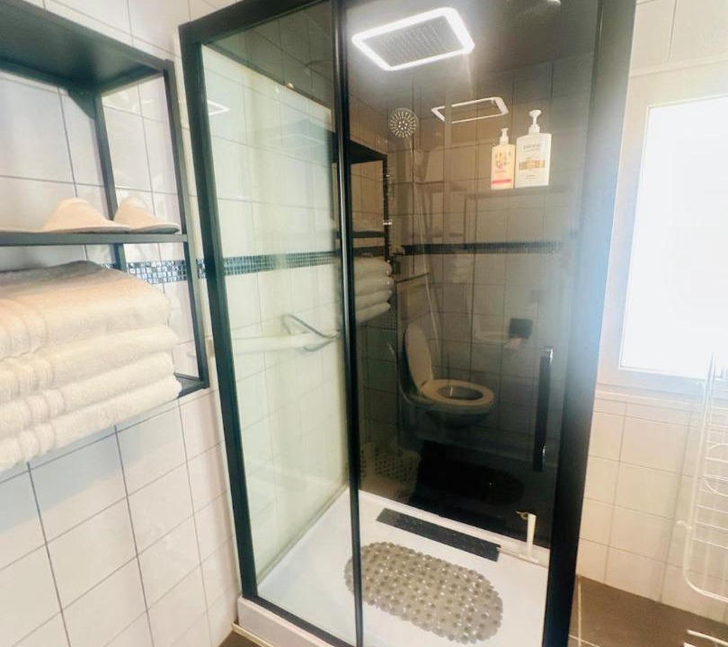 Photo of Bathroom in Puiseux-en-France