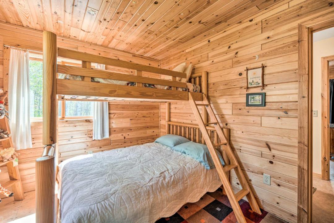 Photo of Bedroom in Crosslake