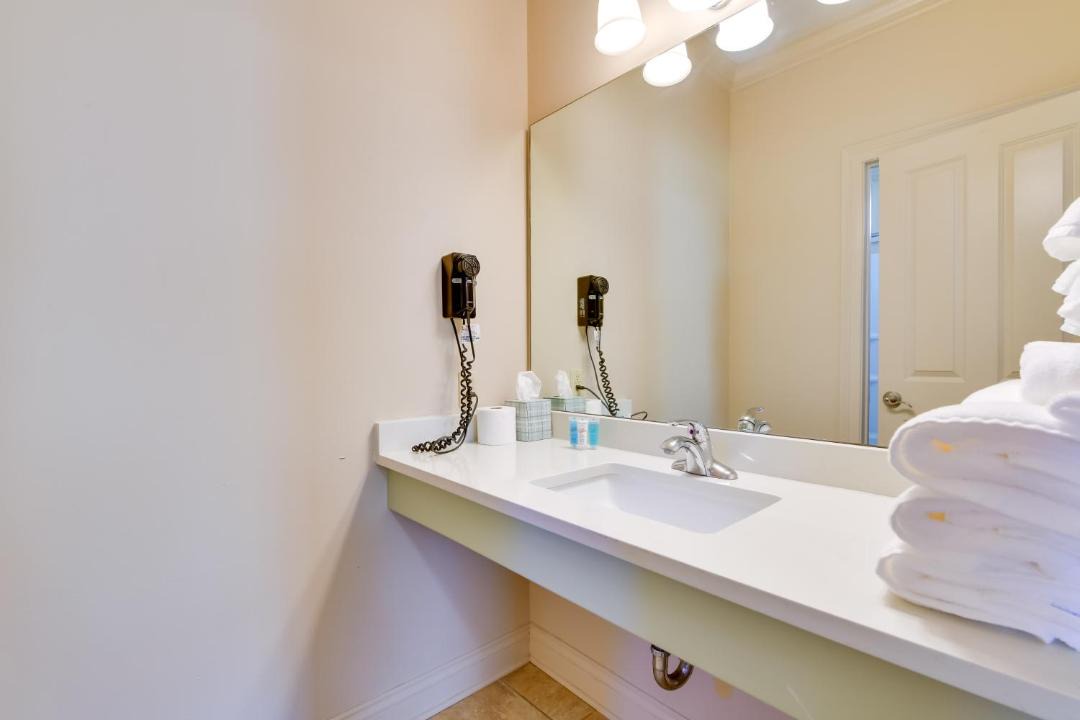 Photo of Bathroom in Springfield