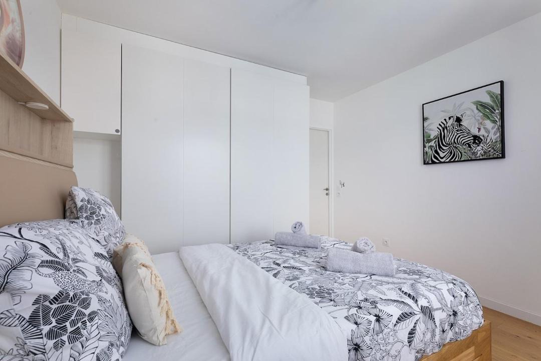 Photo of Bedroom in Clamart