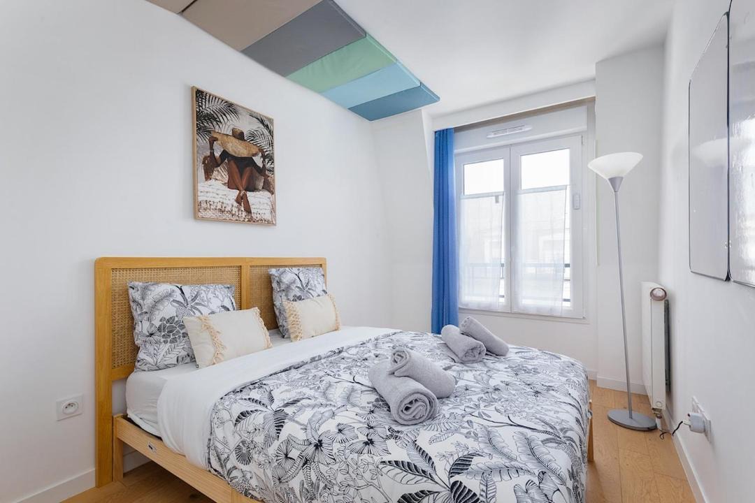 Photo of Bedroom in Clamart