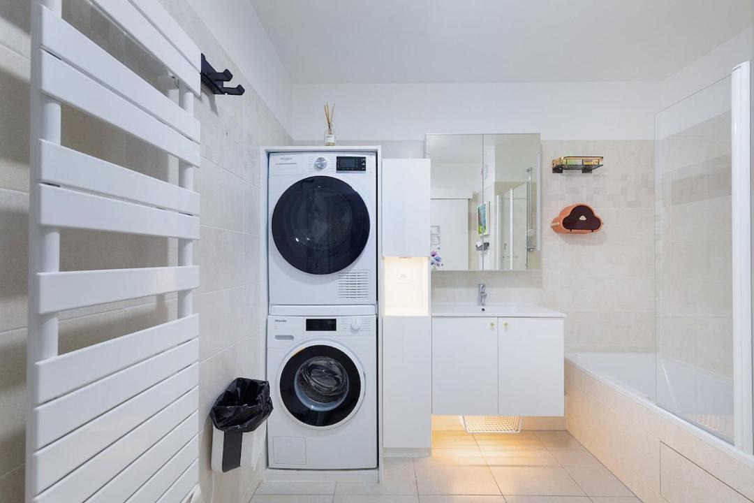 Photo of Bathroom in Clamart