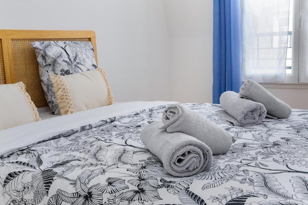 Photo of Bedroom in Clamart