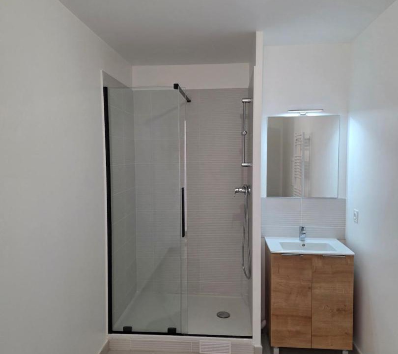 Photo of Bathroom in Le Blanc-Mesnil
