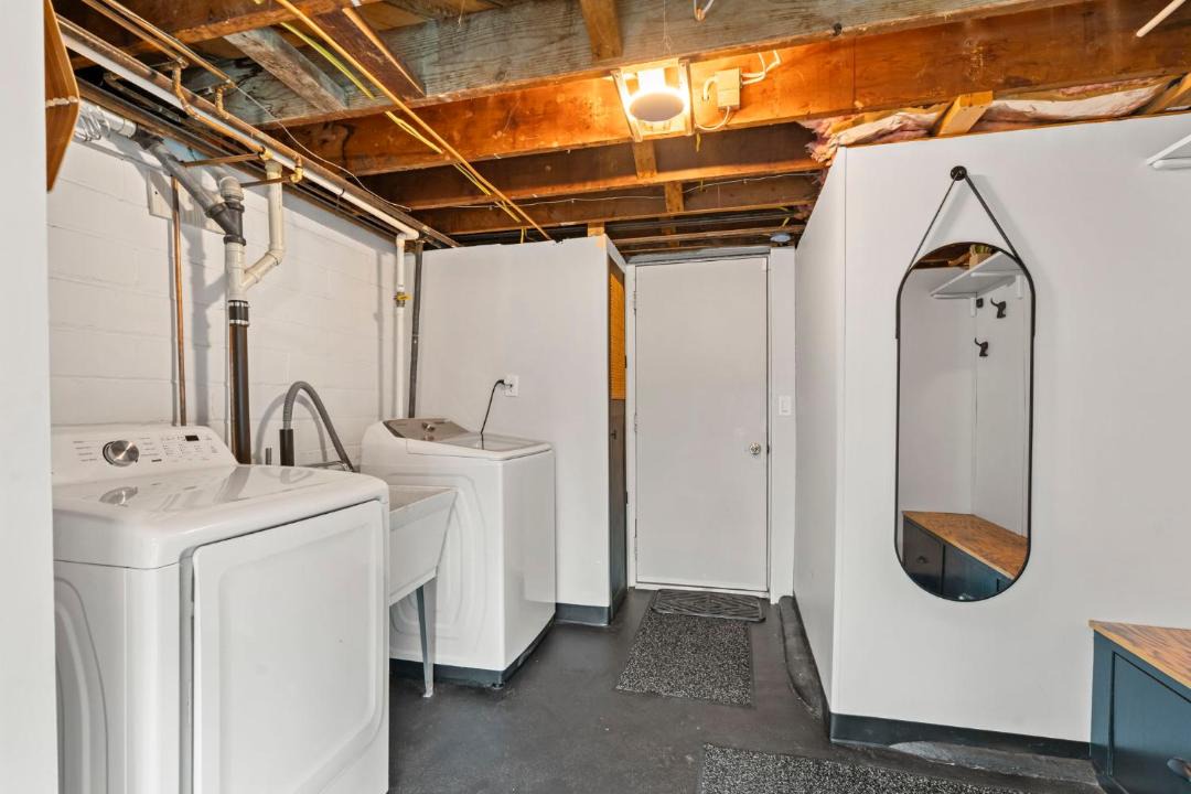 Photo of Bathroom in Maplewood