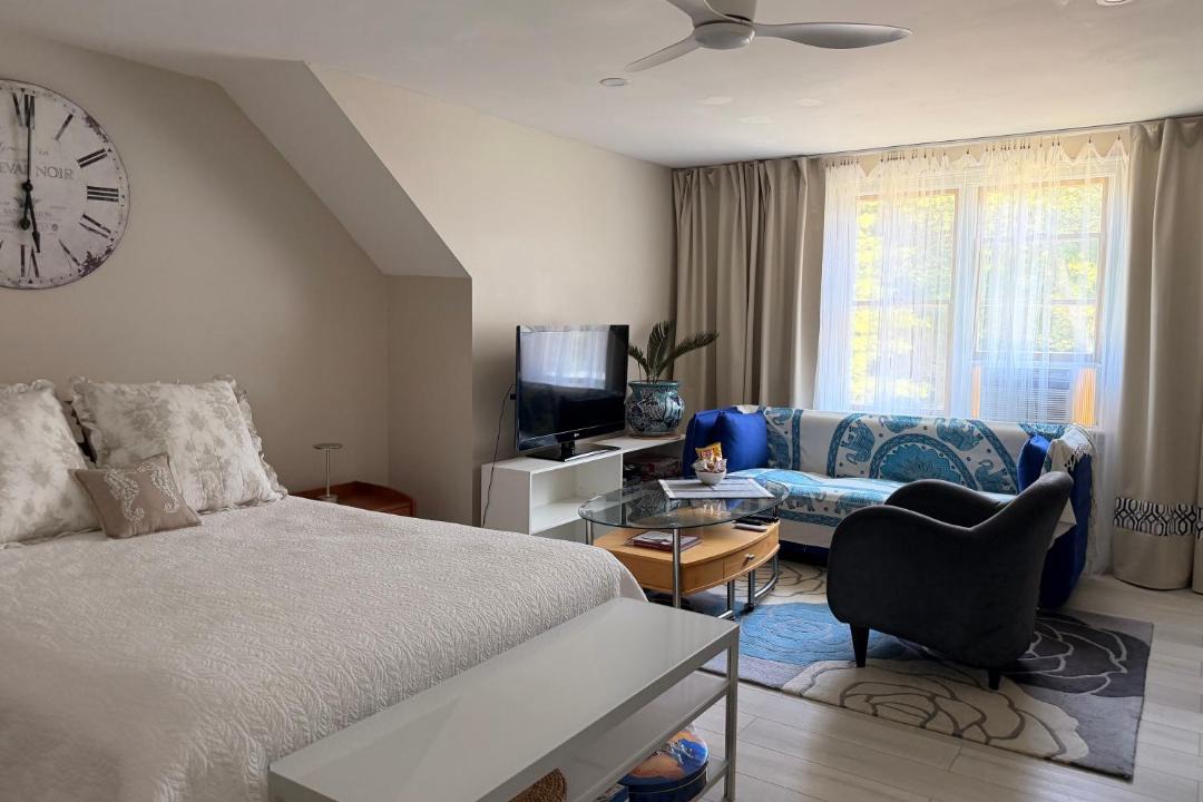 Photo of Bedroom in Osterville