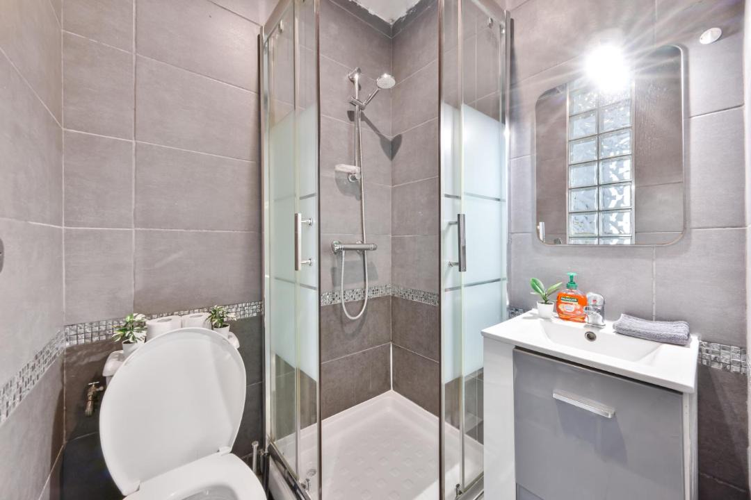 Photo of Bathroom in Plaisance