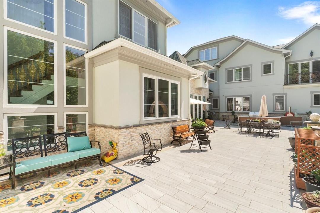 Photo of Patio Balcony in McLean