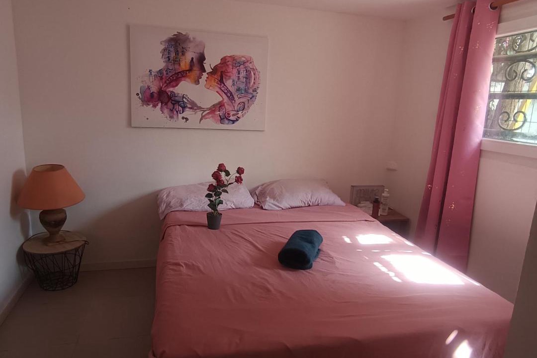 Photo of Bedroom in Chelles
