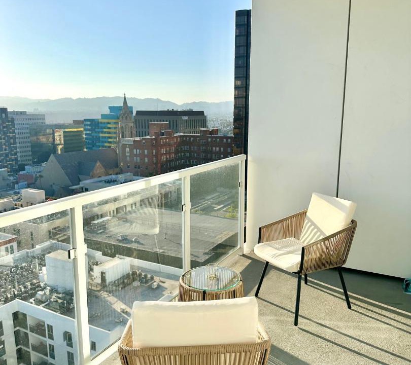 Photo of Patio Balcony in Wilshire Center