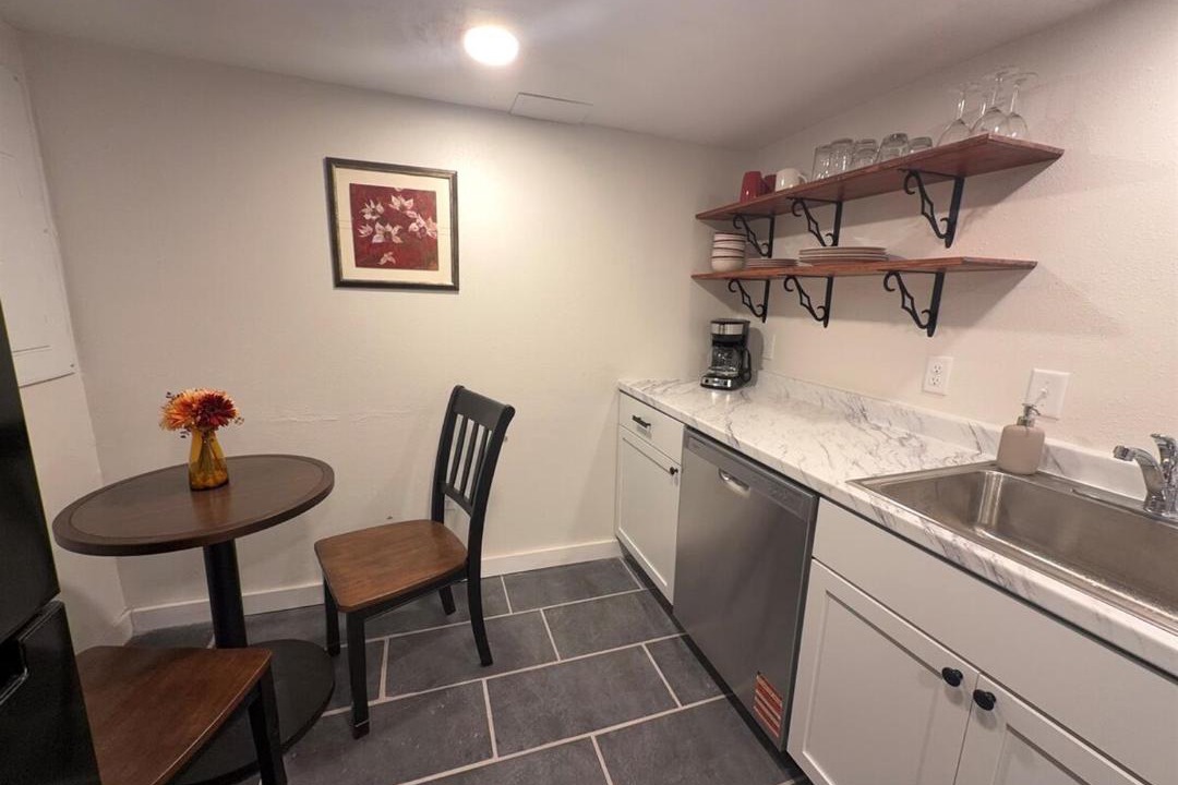 Photo of Kitchen in South Como