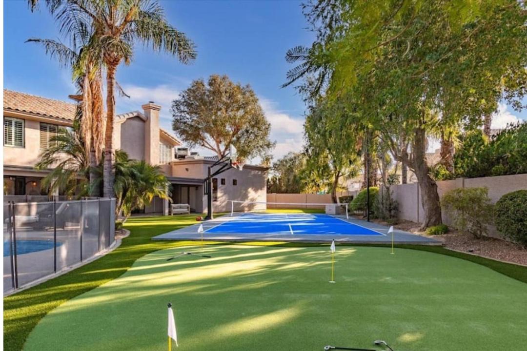 Photo of Others in Paradise Valley Village
