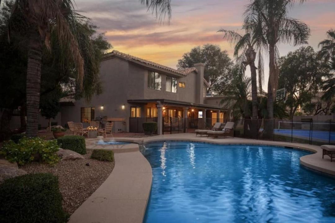 Photo of Others in Paradise Valley Village