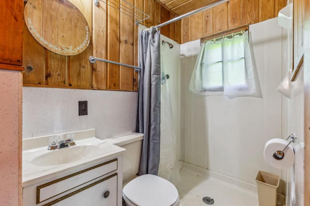Photo of Bathroom in Park Rapids