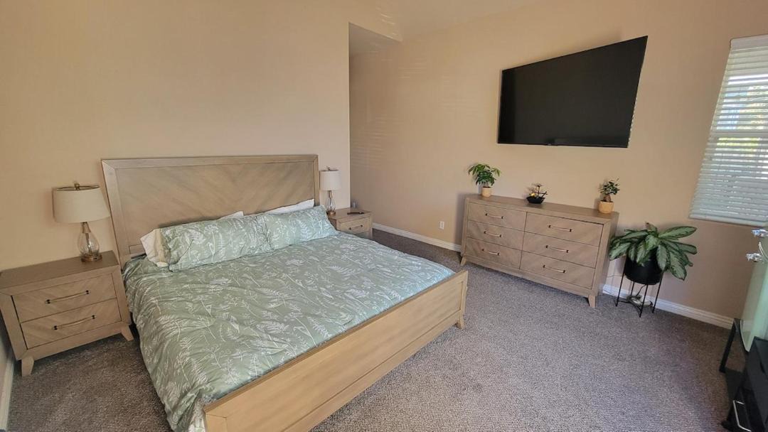 Photo of Bedroom in Santa Paula