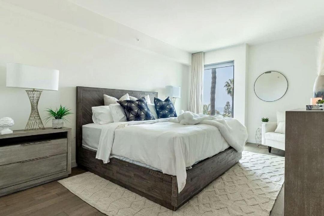Photo of Bedroom in Downtown