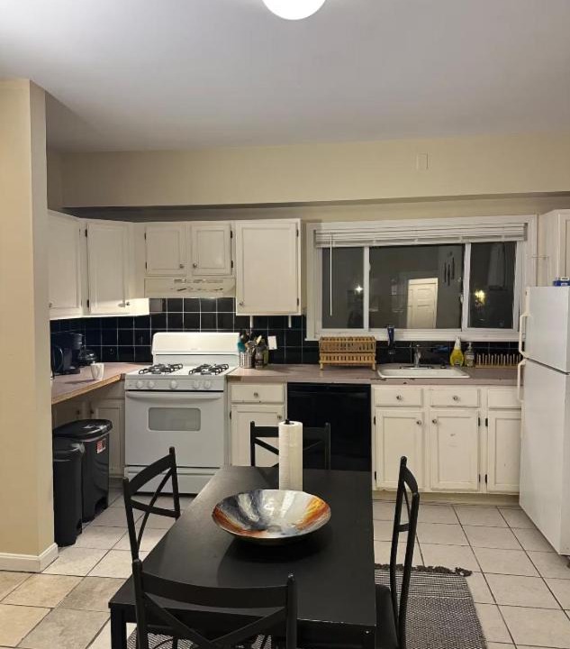 Photo of Kitchen in Cleveland Circle