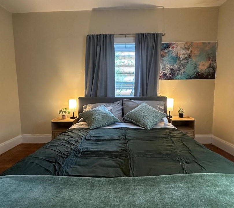 Photo of Bedroom in Cleveland Circle