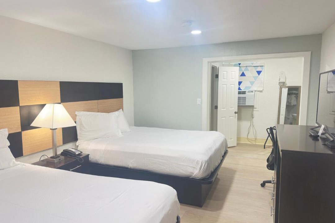 Photo of Bedroom in Buzzards Bay