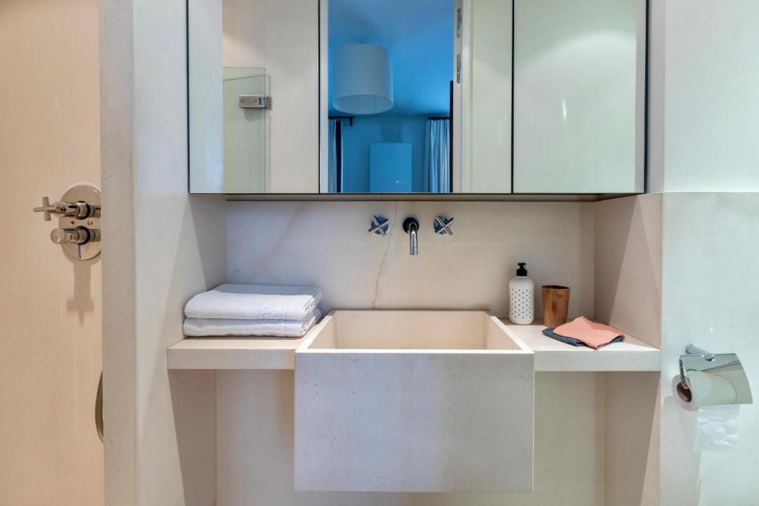 Photo of Bathroom in Notre-Dame-des-Champs