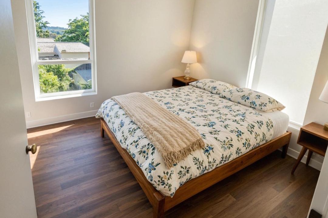 Photo of Bedroom in Northridge
