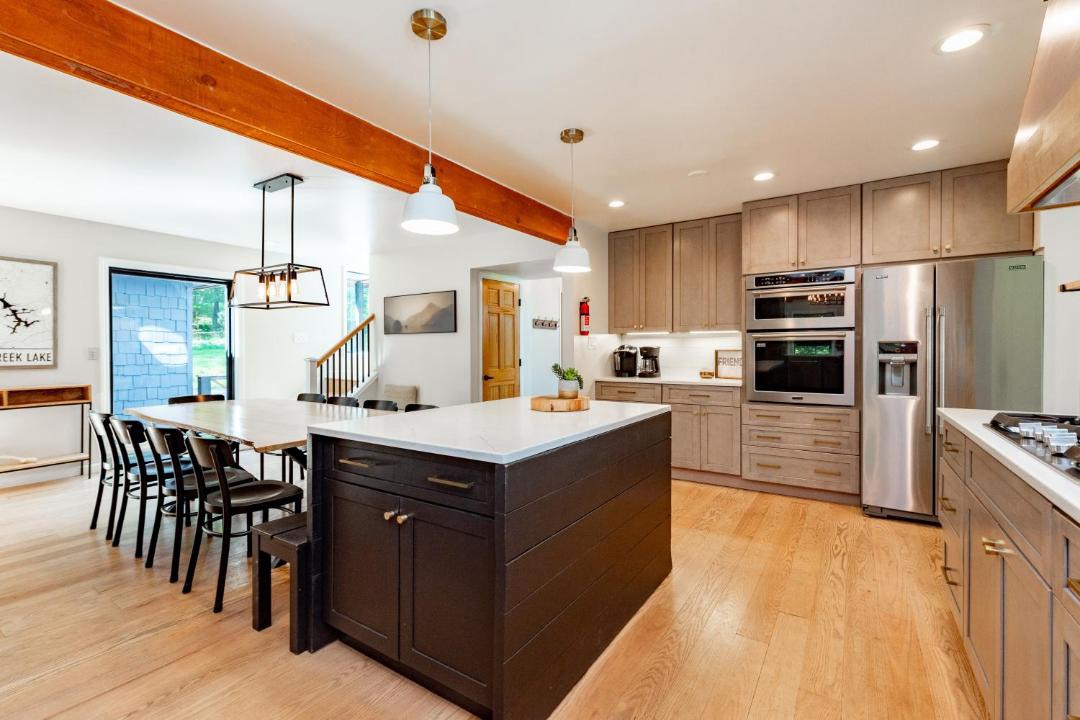 Photo of Kitchen in Mountainside