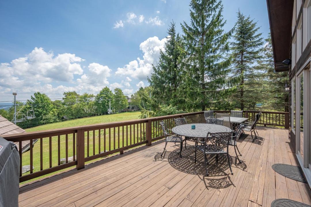 Photo of Patio Balcony in McHenry