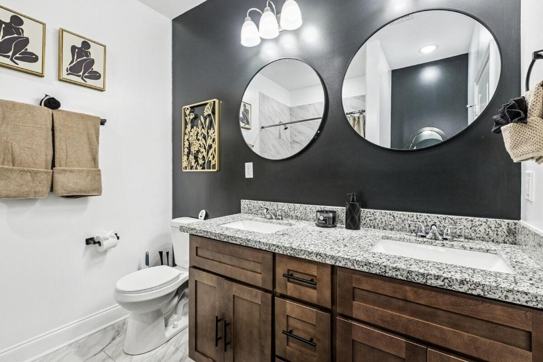 Photo of Bathroom in Saint Claude