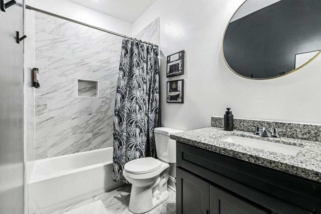 Photo of Bathroom in Saint Claude