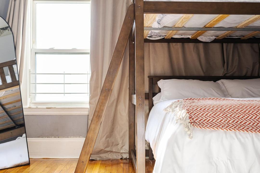 Photo of Bedroom in Washington Park