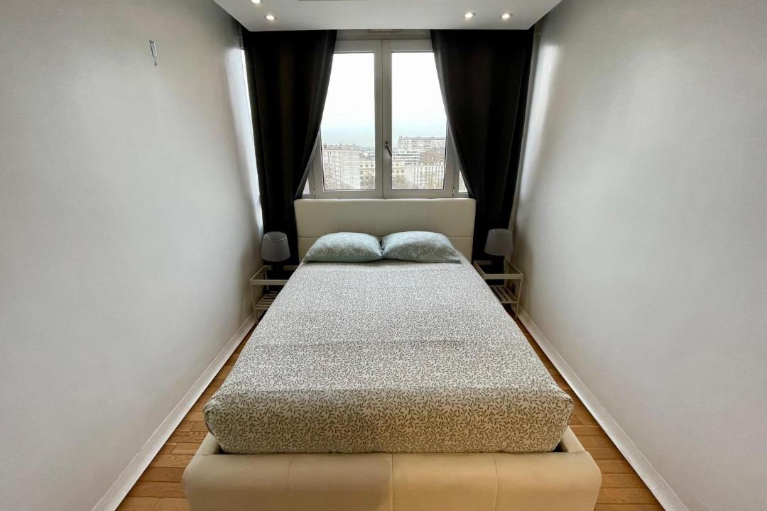 Photo of Bedroom in Vanves