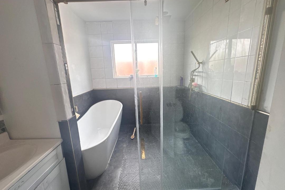 Photo of Bathroom in Northridge