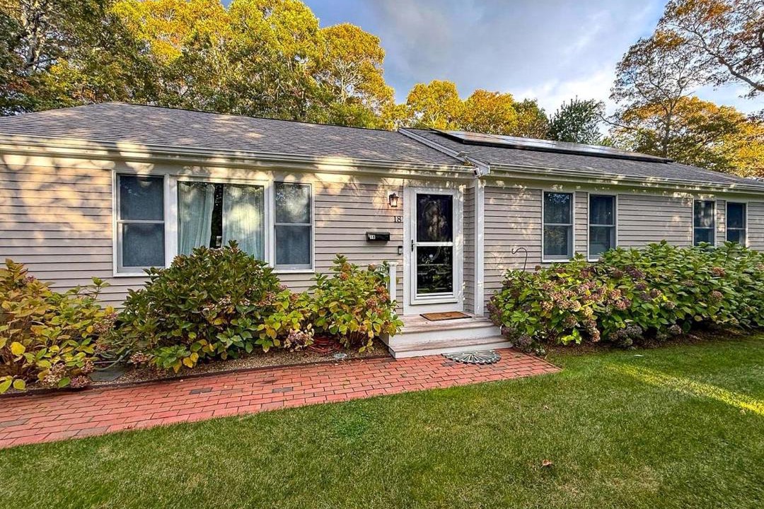 Photo of Others in West Hyannisport