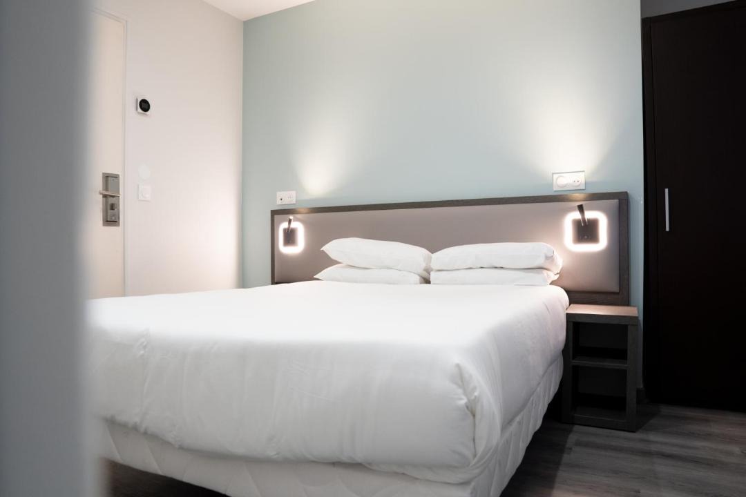 Photo of Bedroom in Issy-les-Moulineaux