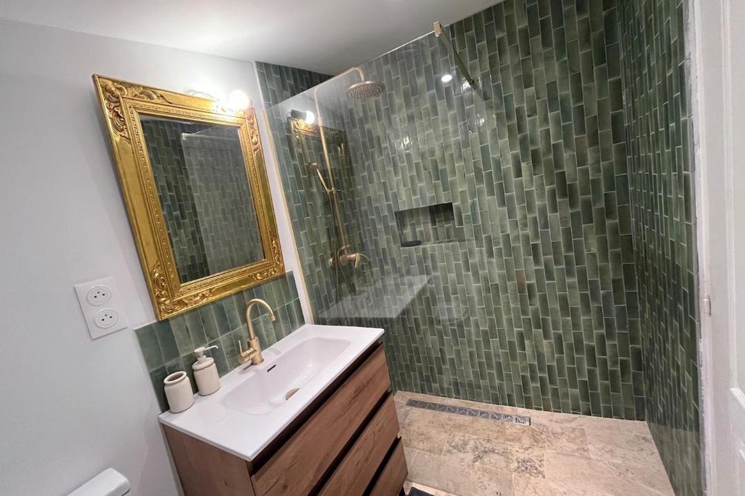 Photo of Bathroom in Beaute Baltard